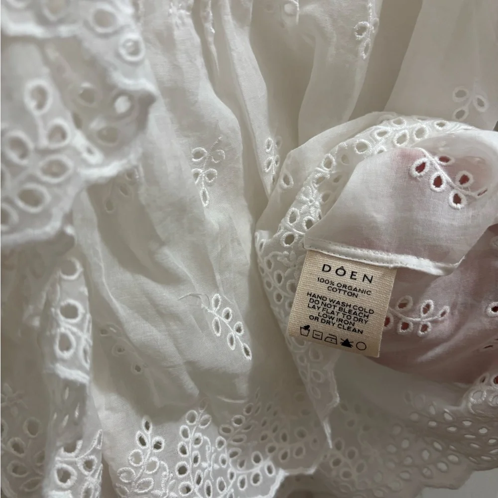 Doen Ivory Lace Blouse - Picture 7 of 7